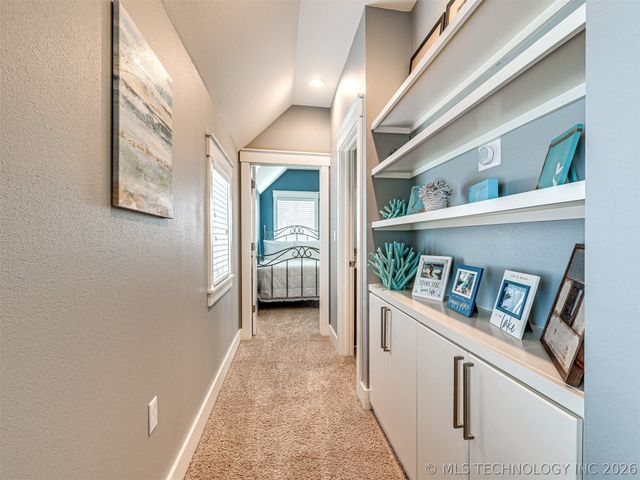 39 Boardwalk Street, Carlton Landing, OK 74432