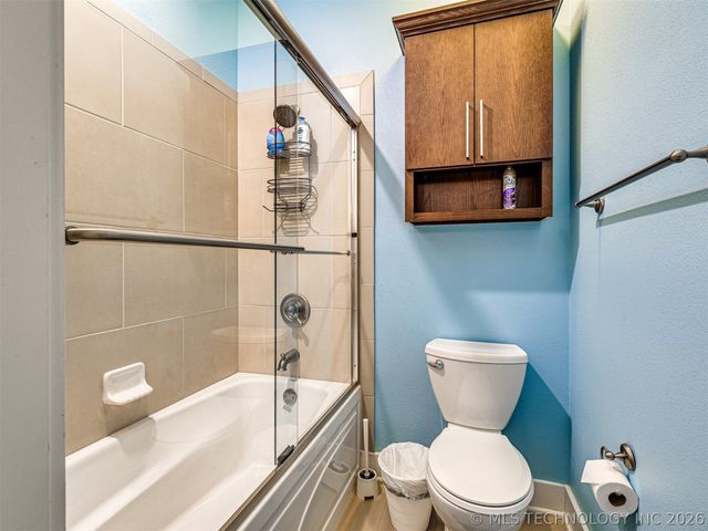 39 Boardwalk Street, Carlton Landing, OK 74432