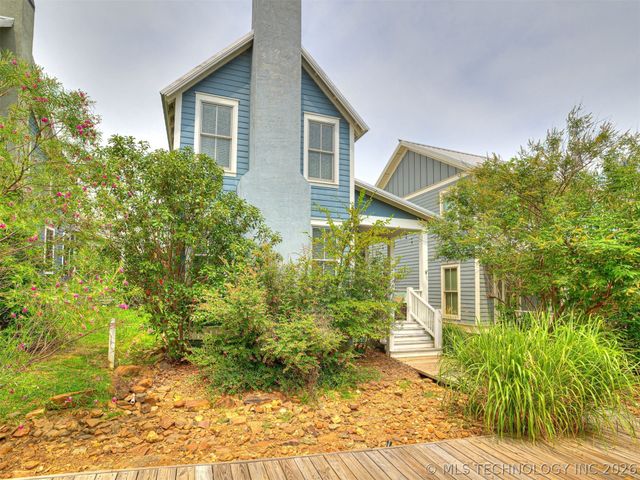 39 Boardwalk Street, Carlton Landing, OK 74432