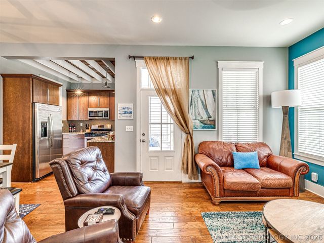 39 Boardwalk Street, Carlton Landing, OK 74432