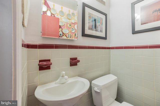 621 CEDAR AVE, Collingswood, NJ 08108