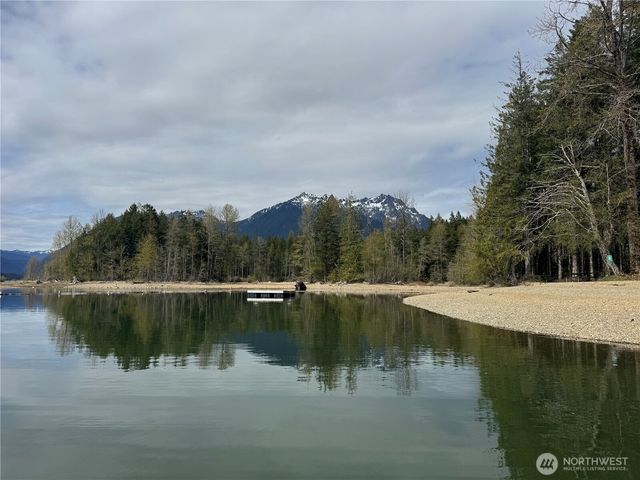 300 N Mount Jupiter, Hoodsport, WA 98548