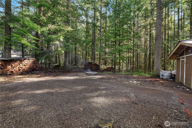 300 N Mount Jupiter, Hoodsport, WA 98548