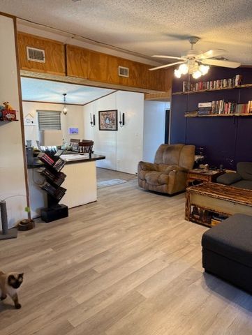 1627 Wild Horse Lane, Stephenville, TX 76401