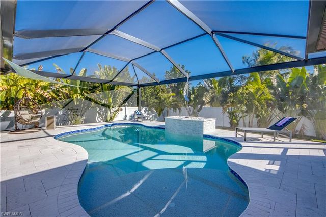 4345 SW 25th CT, Cape Coral, FL 33914