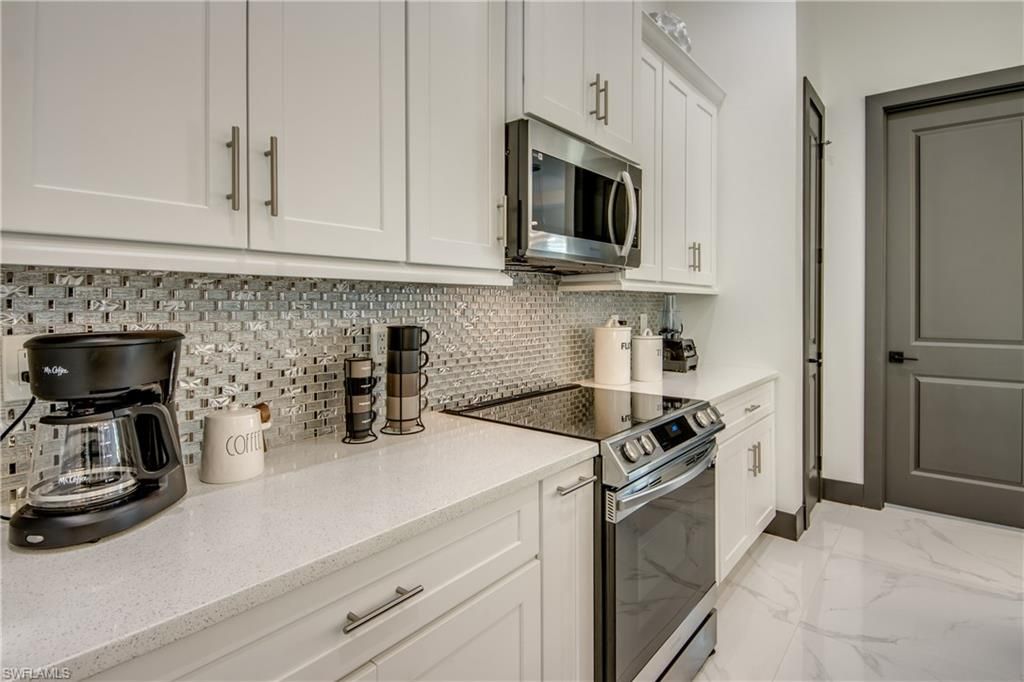 Image 13 of property listing at 4345 SW 25th CT, Cape Coral, FL 33914