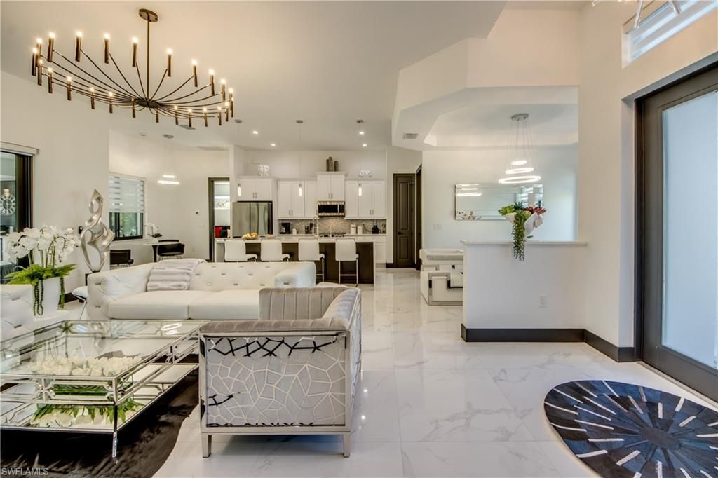 Image 5 of property listing at 4345 SW 25th CT, Cape Coral, FL 33914