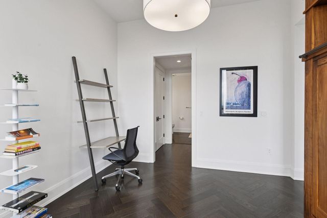 1111 W River Parkway 23D, Minneapolis, MN 55415