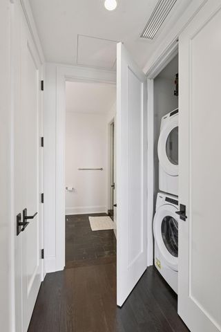 1111 W River Parkway 23D, Minneapolis, MN 55415