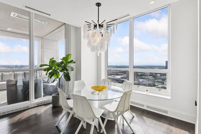 1111 W River Parkway 23D, Minneapolis, MN 55415