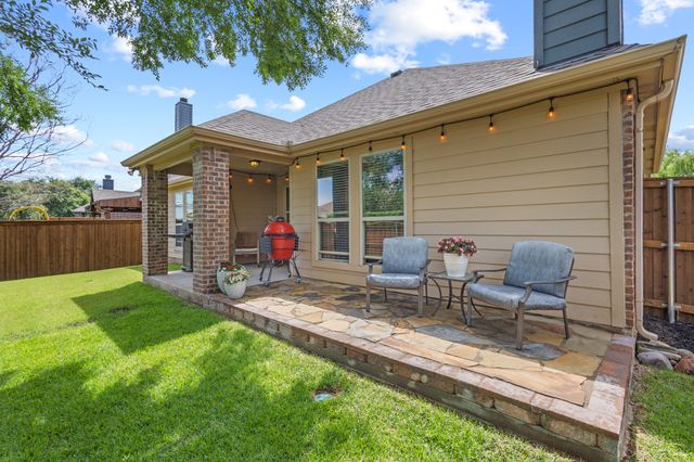 405 Cherry Spring Drive, Mckinney, TX 75072