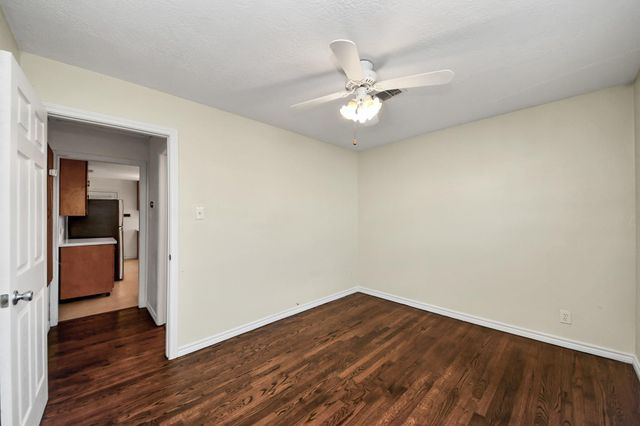 1501 Avenue K, South Houston, TX 77587