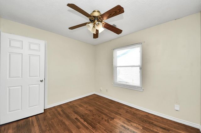 1501 Avenue K, South Houston, TX 77587