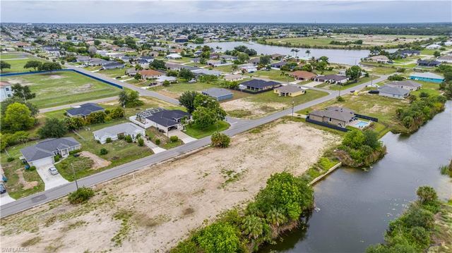 1809 NE 13th AVE, Cape Coral, FL 33909