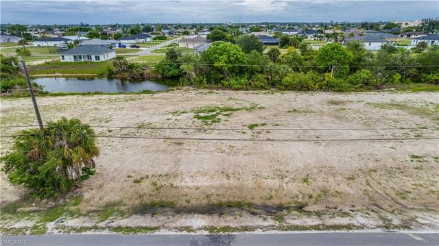1809 NE 13th AVE, Cape Coral, FL 33909