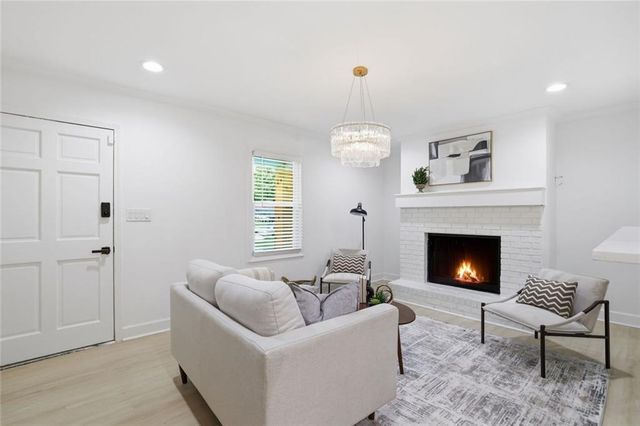 501 Pineview Drive, Smyrna, GA 30082