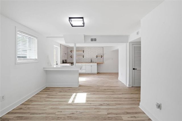 501 Pineview Drive, Smyrna, GA 30082