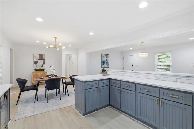 501 Pineview Drive, Smyrna, GA 30082