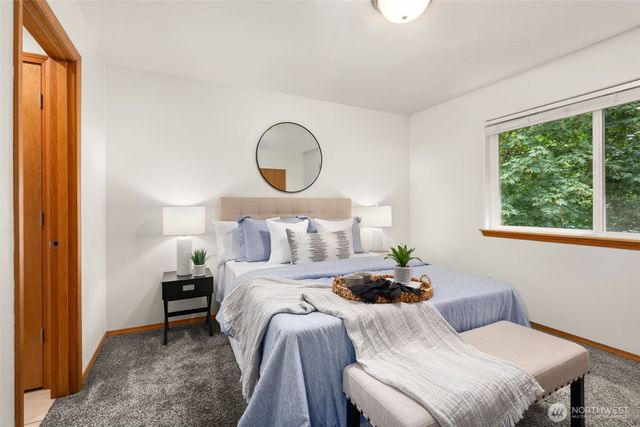 304 N 5th Avenue SW, Tumwater, WA 98512