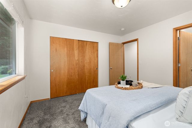 304 N 5th Avenue SW, Tumwater, WA 98512