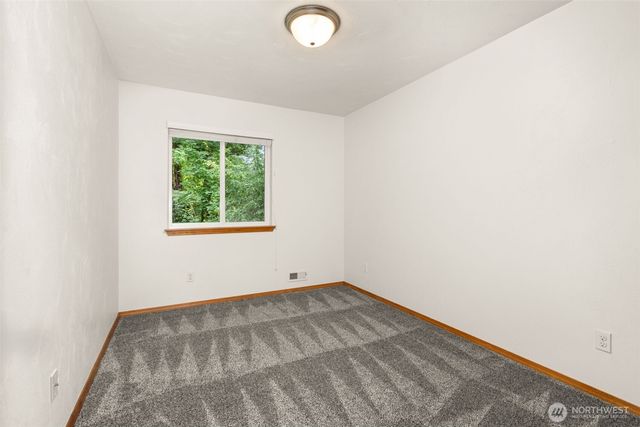 304 N 5th Avenue SW, Tumwater, WA 98512