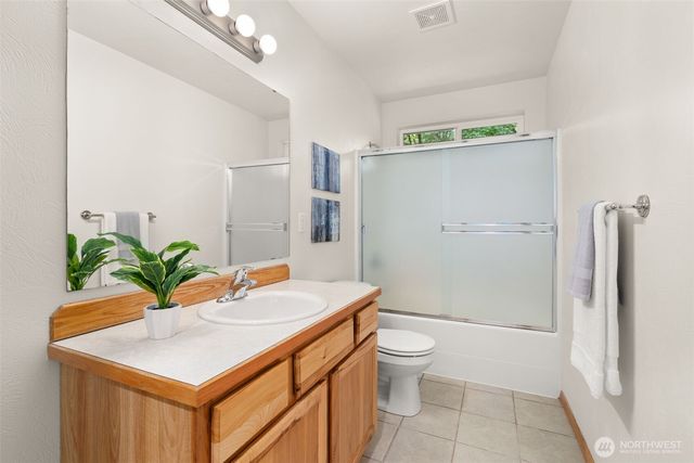 304 N 5th Avenue SW, Tumwater, WA 98512