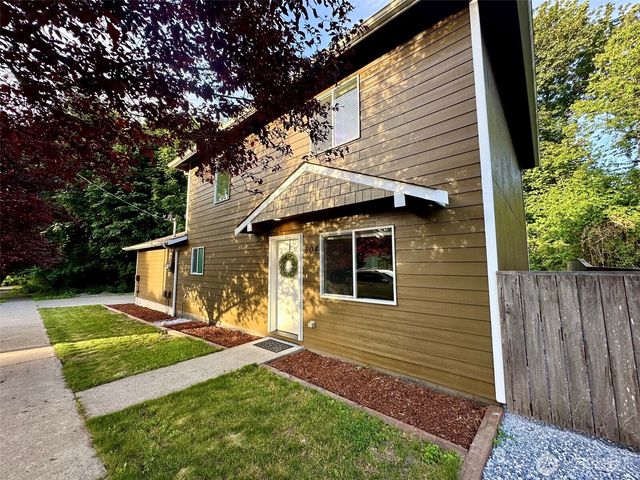 304 N 5th Avenue SW, Tumwater, WA 98512