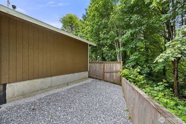 304 N 5th Avenue SW, Tumwater, WA 98512