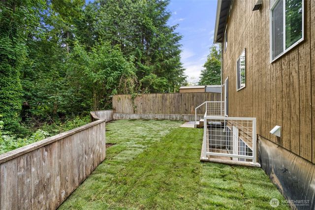 304 N 5th Avenue SW, Tumwater, WA 98512