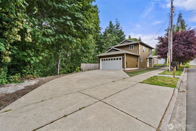 304 N 5th Avenue SW, Tumwater, WA 98512
