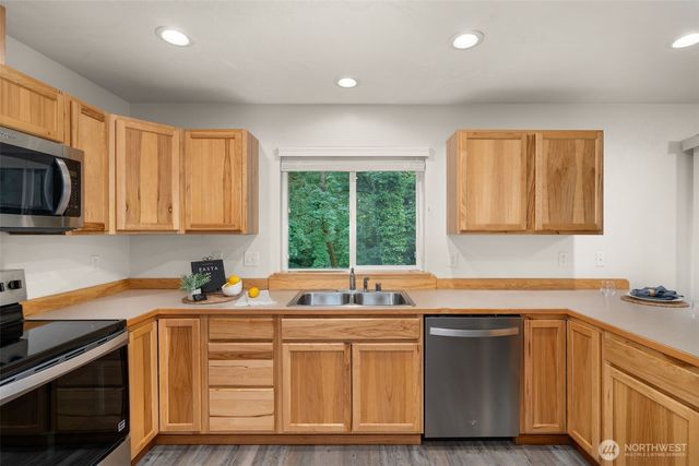 304 N 5th Avenue SW, Tumwater, WA 98512