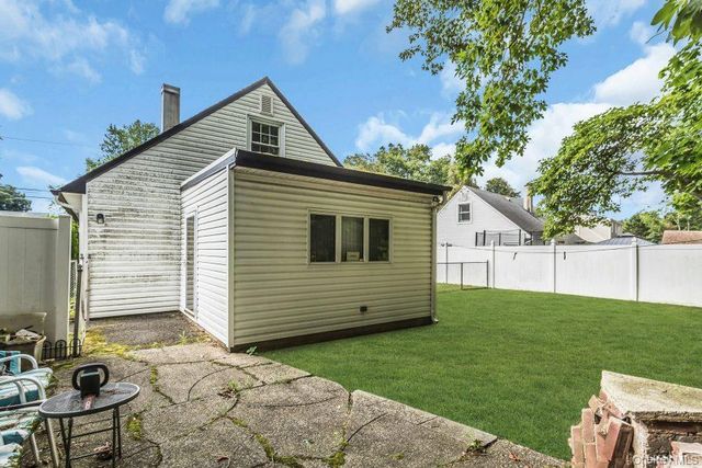 734 Nightingale Road, West Hempstead, NY 11552