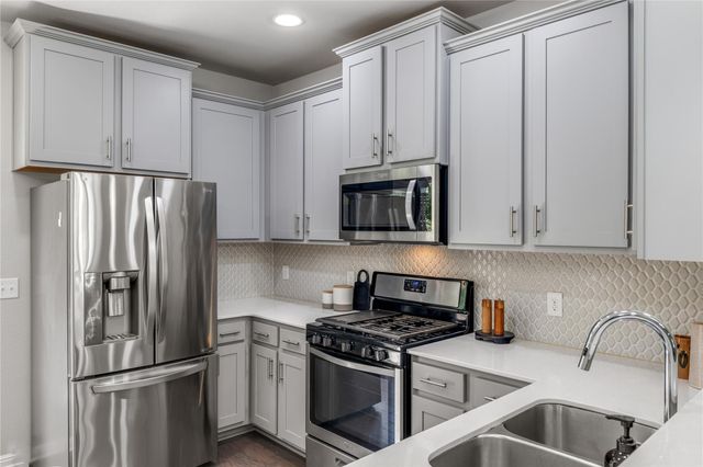 131 Thelonious DR 1503, Austin, TX 78745