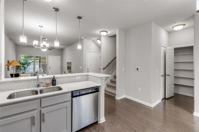 131 Thelonious DR 1503, Austin, TX 78745