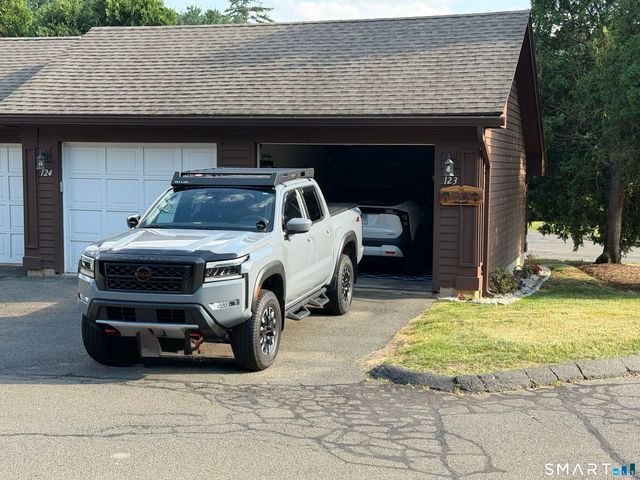 123 Candlewood Drive 123, Enfield, CT 06082