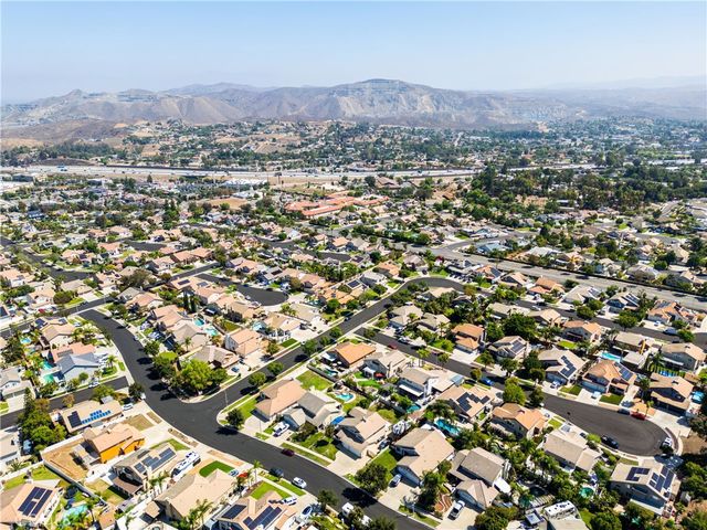 2697 Star Crest, Corona, CA 92881