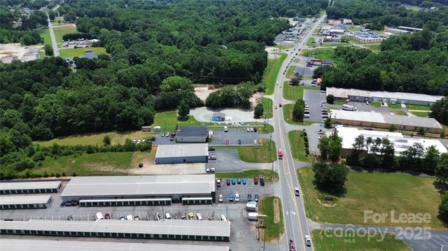 1440 N Nc 16 Business Highway, Denver, NC 28037
