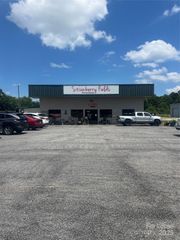 1440 N Nc 16 Business Highway, Denver, NC 28037
