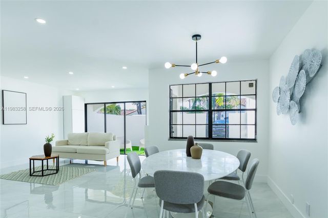 21204 Harbor Way 122-12, Aventura, FL 33180