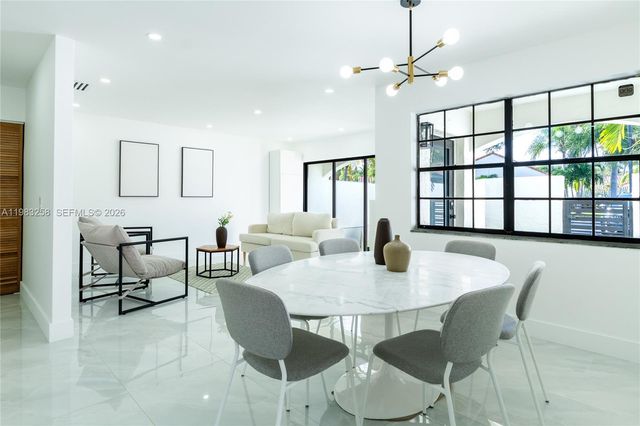 21204 Harbor Way 122-12, Aventura, FL 33180