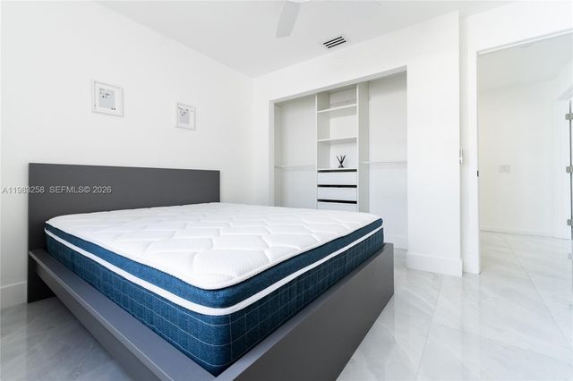 21204 Harbor Way 122-12, Aventura, FL 33180