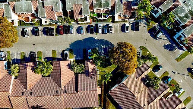 21204 Harbor Way 122-12, Aventura, FL 33180