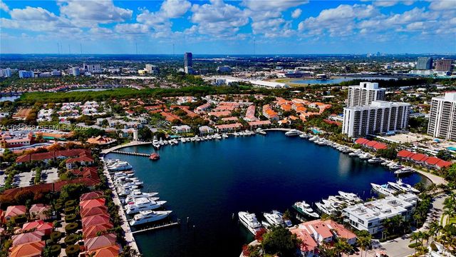 21204 Harbor Way 122-12, Aventura, FL 33180