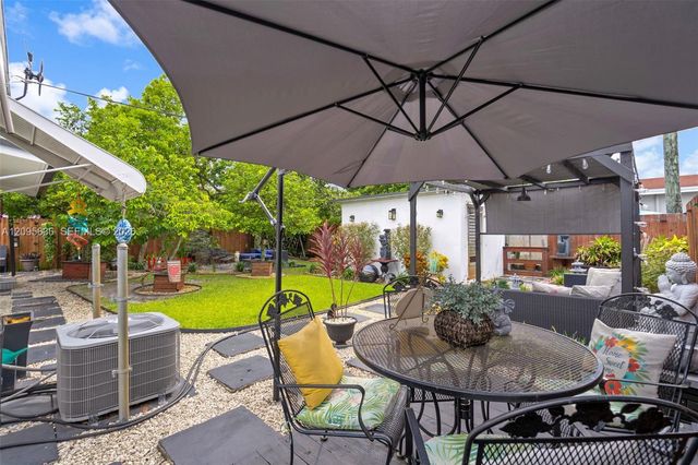 4340 W 5th Avenue, Hialeah, FL 33012