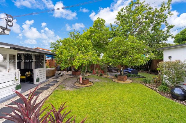 4340 W 5th Avenue, Hialeah, FL 33012
