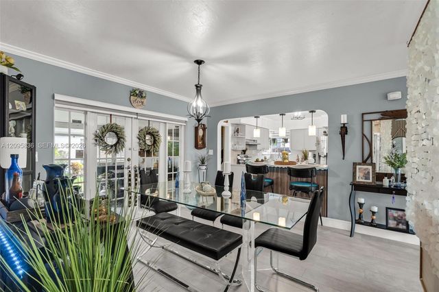 4340 W 5th Avenue, Hialeah, FL 33012
