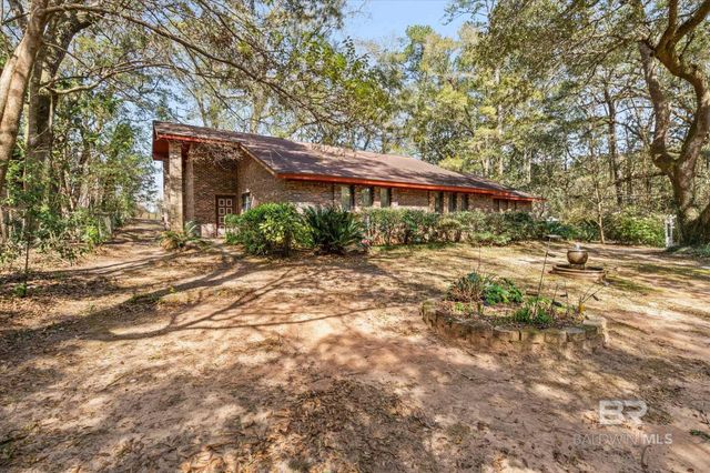 12580 King Arthur Drive, Grand Bay, AL 36541