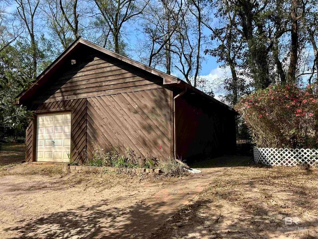 12580 King Arthur Drive, Grand Bay, AL 36541