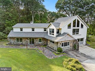 38 LUTZ RD, Boyertown, PA 19512