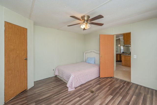 514 W Royal Palm Avenue, Defuniak Springs, FL 32433